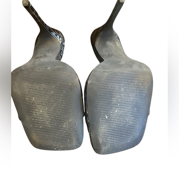 Steve Madden Signal Slides - Black Faux-Crocodile - Picture 6 of 6